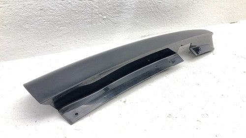 1992-1994 Chevy Suburban Driver Left Rear Moulding On Corner Panel Oem