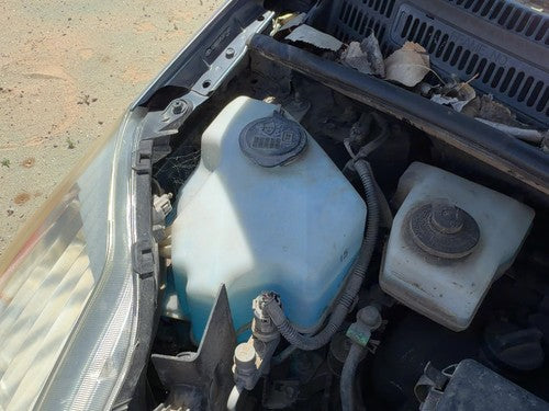04-09 Toyota Prius Windshield Washer Fluid Reservoir With Pump Oem Wiper Tank