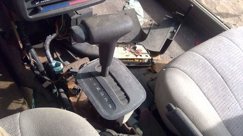 95-01 Saturn Sw2 Floor Shifter Lever Assembly Shift Unit Automatic Transmission