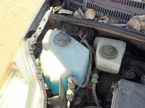 04-09 Toyota Prius Windshield Washer Fluid Reservoir With Pump Oem Wiper Tank