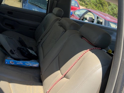 05 Suburban 1500 Complete Set Of Rear Seat Belts Retractor Buckle Left Right Bac