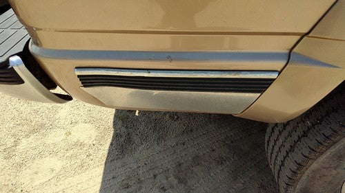 1992-2000 Silverado 2500 Passenger Right Rear Moulding On Box Oem