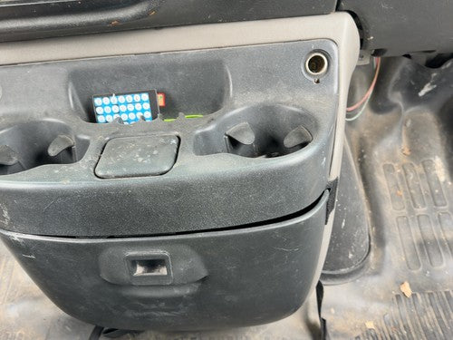2001-2002 Chevy Express Van 2500 Center Console Dog House Assembly Oem Complete