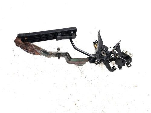 1994-2008 Isuzu Npr Gas Pedal Assembly Oem