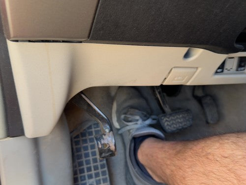 04-09 Prius Lower Dash Under Column Knee Bolster Trim Panel Oem Bisque Fe41