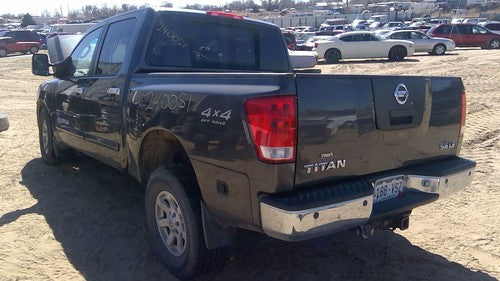 2004-2006 Nissan Titan Trim Colar Around Steering Column Oem Clam Shell 488107