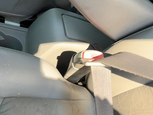 04-05 Vue Redline Driver Left Front Seat Belt Buckle Receiver Oem Gray 17D