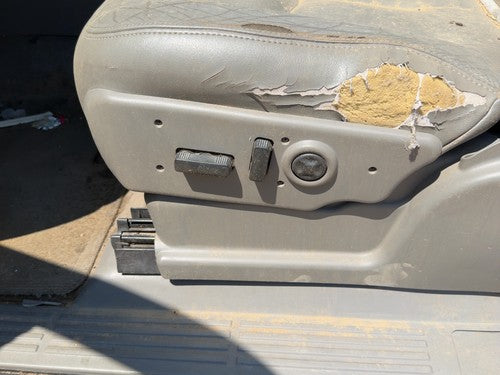 05 Suburban 1500 Driver Left Side Power Seat Switch With Trim Panel Oem Gray 92I
