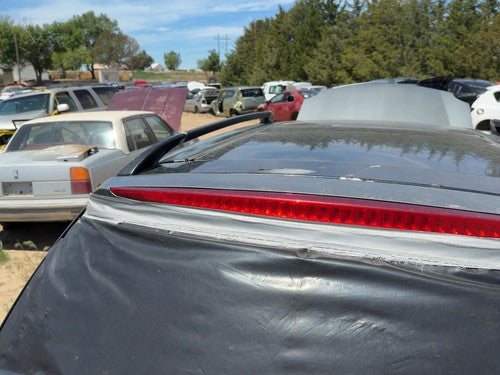 2004-2009 Cadillac Srx Third Brake Light Middle Lamp Oem