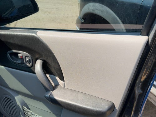 04-05 Vue Redline Passenger Right Front Door Trim Panel With Switches Gray 17D