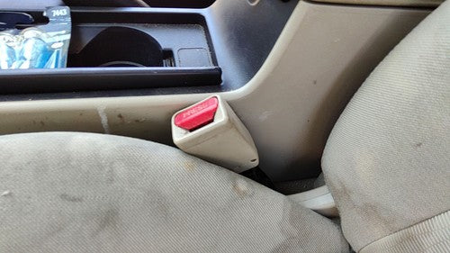 2006-2009 Mazda 3 Driver Left Front Seat Belt Buckle Receiver Oem Beige Br7