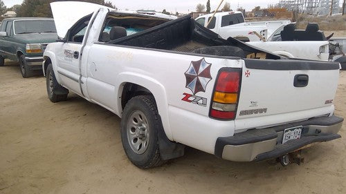 2005 Gmc Sierra 1500 Engine Cover Top Plastic Shield Oem 5.3L