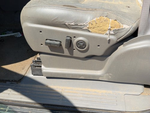 05 Suburban 1500 Driver Left Side Power Seat Switch With Trim Panel Oem Gray 92I