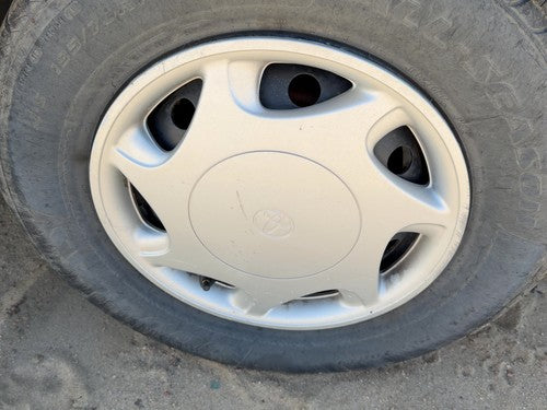 1997-2001 Toyota Camry 14 Inch Seven Hole Hubcap Wheel Cover OEM 42621AA020