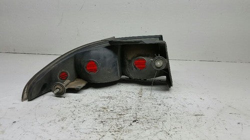 1993-1997 Dodge Intrepid Passenger Right Tail Light Brake Lamp Oem 04601366Aa