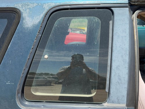 91-97 Ford Explorer 2 Dr Passenger Right Rear Quarter Glass Back Side Window Oem