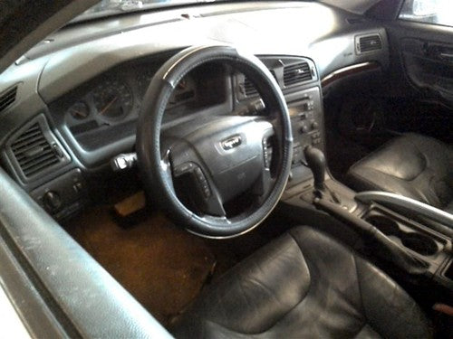 2001-2004 Volvo V70 Oem Dash Panel Speedometer Trim Bezel Surround Panel