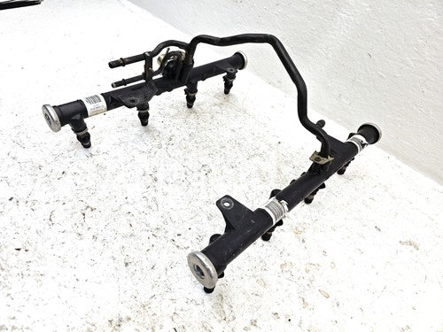 01-07 Silverado 1500 Complete Fuel Rail With Injectors Set Loaded Oem 5.3L 4X4