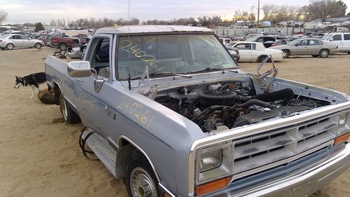 1986-1989 Dodge D100 W100 Power Steering Pump With Mount Bracket Oem 5.2L
