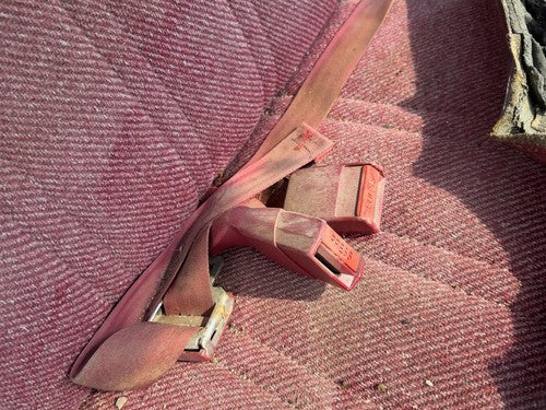 1991 Dodge Dakota Passenger Right Front Seat Belt Buckle Receiver Oem Red