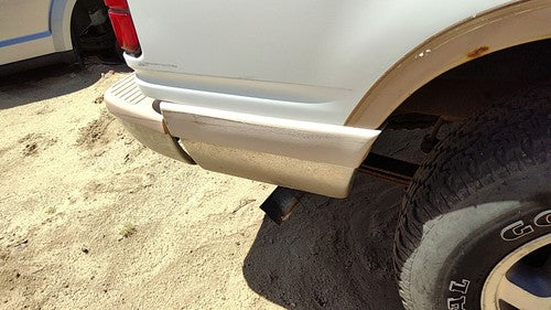1991-1994 Ford Explorer Passenger Right Rear Moulding On Quarter Panel Oem White