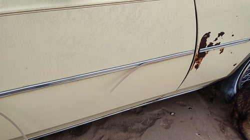 77-84 Cadillac Deville Passenger Right Front Moulding From Door Oem Trim Strip