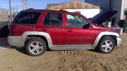 2008 Chevy Trail Blazer Luggage Rack Cross Bars Only Oem Roof With End Caps