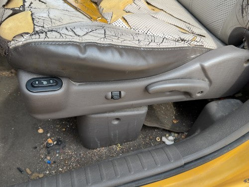 02 Pt Cruiser Driver Left Side Power Seat Switch With Trim Panel Taupe/Beige Fl