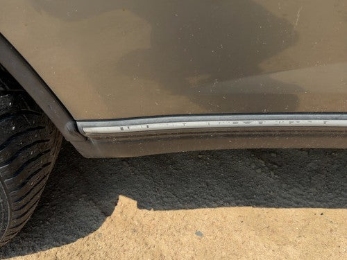 03-06 Infinity Fx45 Passenger Right Rear Moulding From Door Oem Back Trim Strip