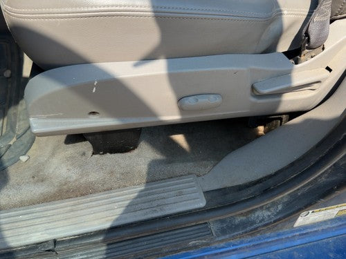 2002-2006 Saturn Vue Redline Driver Left Side Seat Trim Panel Oem Gray 17D