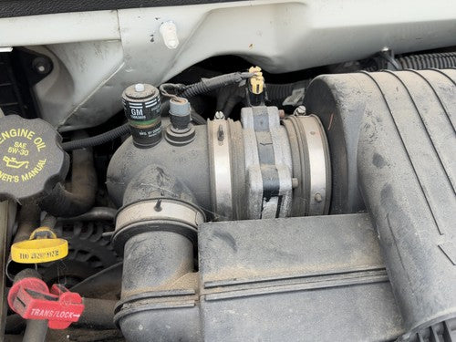 01-02 Express Van 2500 Air Intake Cleaner Filter Box Housing With Tube 5.7L