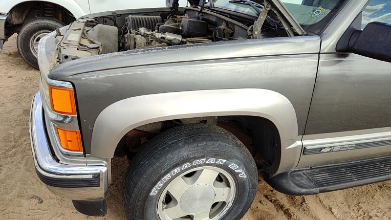 1988-2002 Chevy/gmc Suburban 1500 Series Fender LH