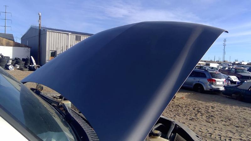 1999-2006 Chevrolet Tahoe Hood