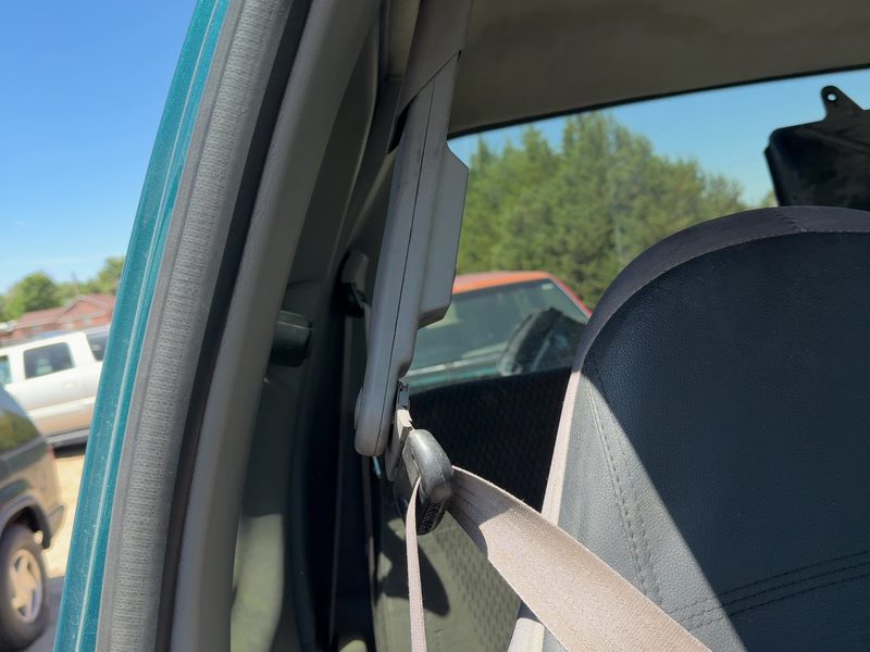 1998 Ford Pickup F150 Series Front Seat Belt RH