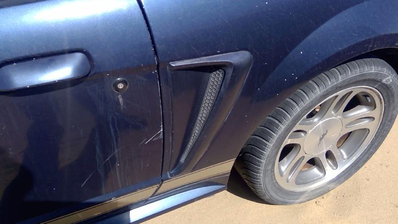 2003 Mustang Quarter Panel Moulding LH