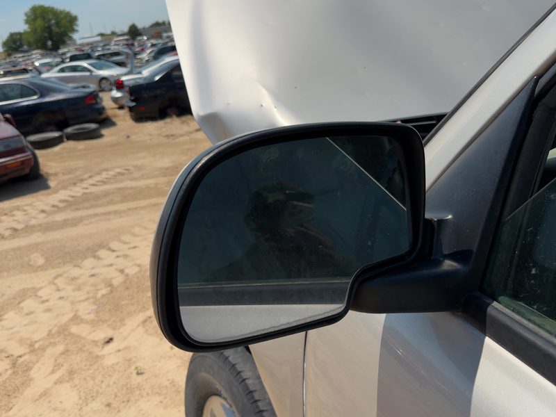 2003-2007 Chevy/gmc Suburban 1500 Series Door Mirror LH