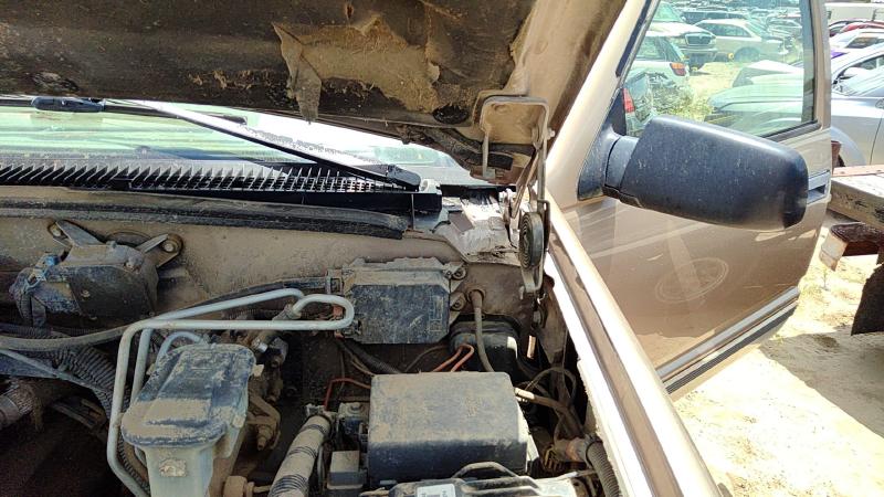 1988-1998 Chevrolet Pickup 2500 Series Hood Hinge LH