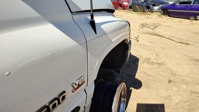 1994-2001 Ram 1500 Passenger Right Front Fender Oem White 55234708Ag