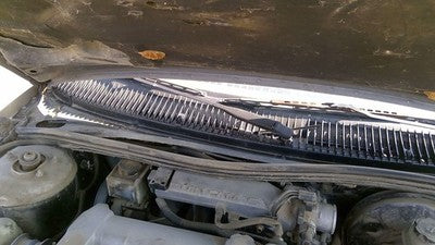 1993 Saturn Sw2 Windshield Wiper Cowl Vent Trim Panel Oem Grille