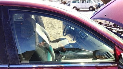 2002-2006 Toyota Camry Passenger Right Front Side Window Door Glass Oem