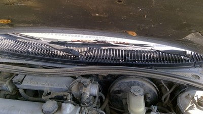 1993 Saturn Sw2 Windshield Wiper Cowl Vent Trim Panel Oem Grille