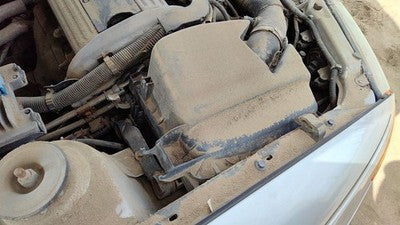 00-04 Saturn L100 Complete Air Intake Filter Box Housing With Tube Oem 2.2L Dohc