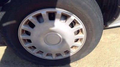 90-92 Corolla Station Wagon 13" Hub Cap Oem Wheel Cover 2Wd 12 Vane Design2