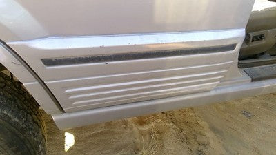 94 Jeep Grand Cherokee Passenger Right Rear Moulding From Door Back Trim Silver