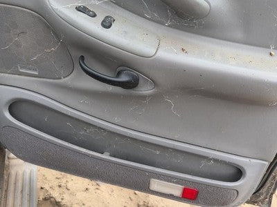 00-02 Expedition Passenger Right Front Door Trim Panel With Switches Gray 12