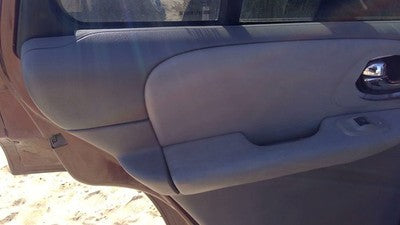 05-09 Trail Blazer Driver Left Rear Inside Door Trim Panel Only Back Gray 28H