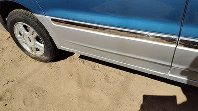 1999-2003 Ford Windstar Passenger Right Rear Back Lower Rocker Moulding Oem