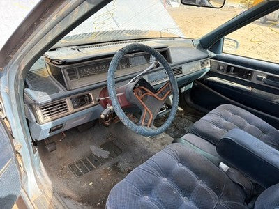 1986-1991 Olds 88 Passenger Right Front Spindle Steering Knuckle With Wheel Hub
