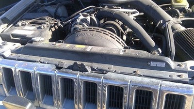 93-98 Jeep Grand Cherokee Top Plastic Cover Above Radiator Support Upper Shield