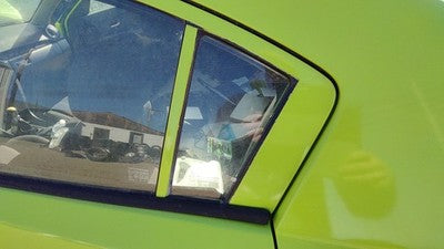 04-09 Mazda 3 Driver Left Rear Vent Window Back Door Glass With Frame Oem